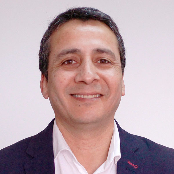 Claudio Escobar E.